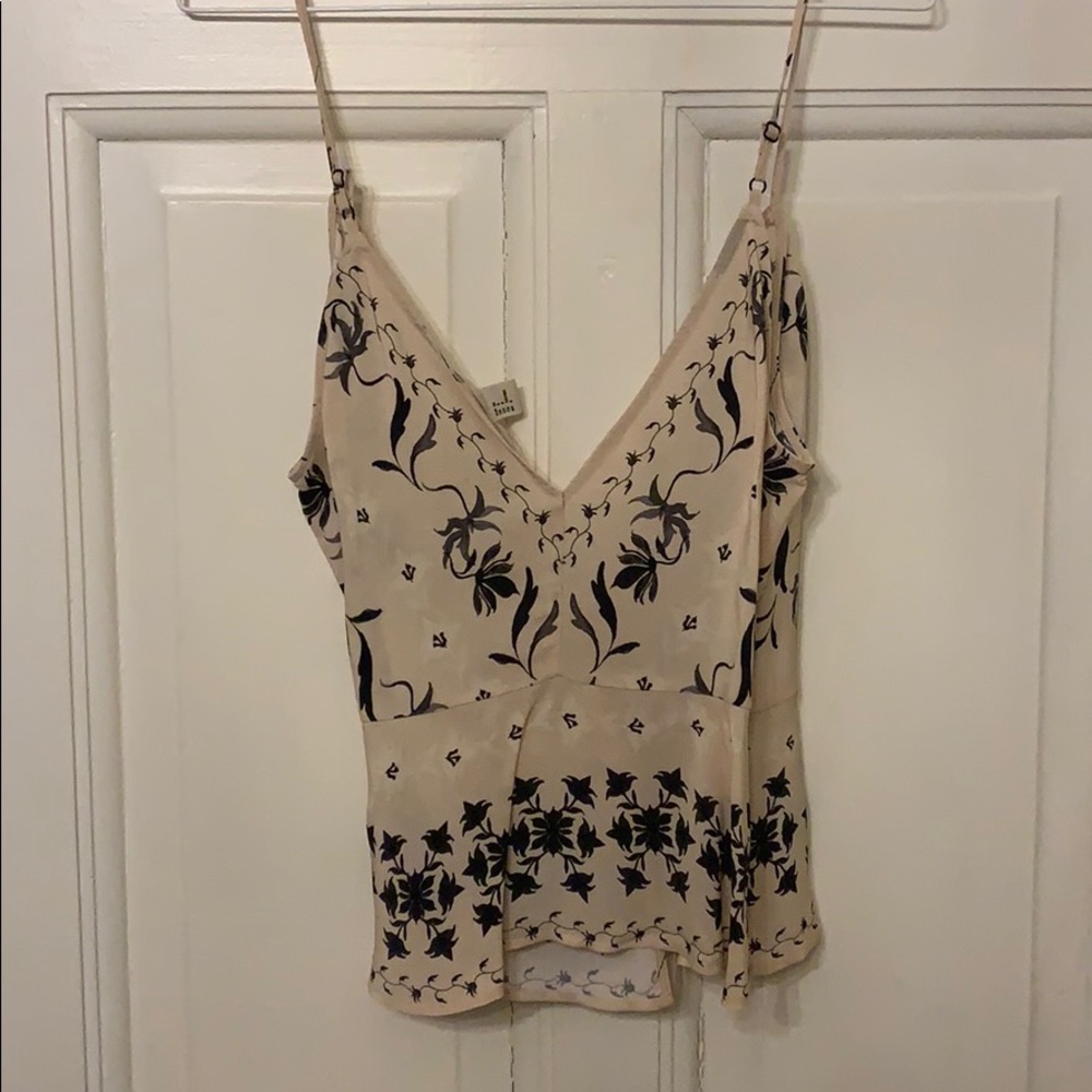 Patterned H&M Top - Picture 3 of 5